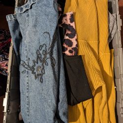 Women's Clothing 