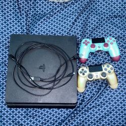 PS4 With 2 Controllers And 9 Games 