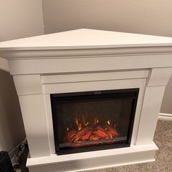 Corner electric fireplace