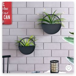 Modern black metal planters