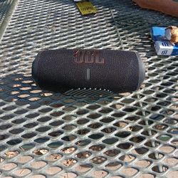 JBL Charge 5 Bluetooth Speaker 