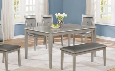 Dining table set
