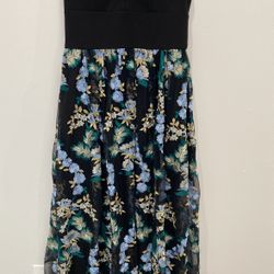 Ladies Dress Size 6