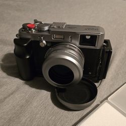 Fujifilm X100s