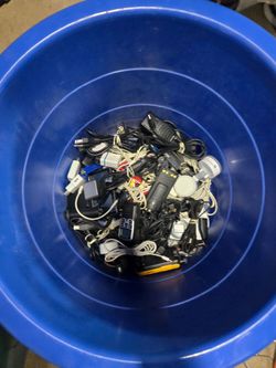 Large lot of all kinds of chargers an walkie talkies an GPS navigation  selling together