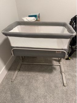 Bassinet / Bedside sleeper