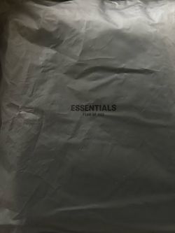 Black essentials shorts