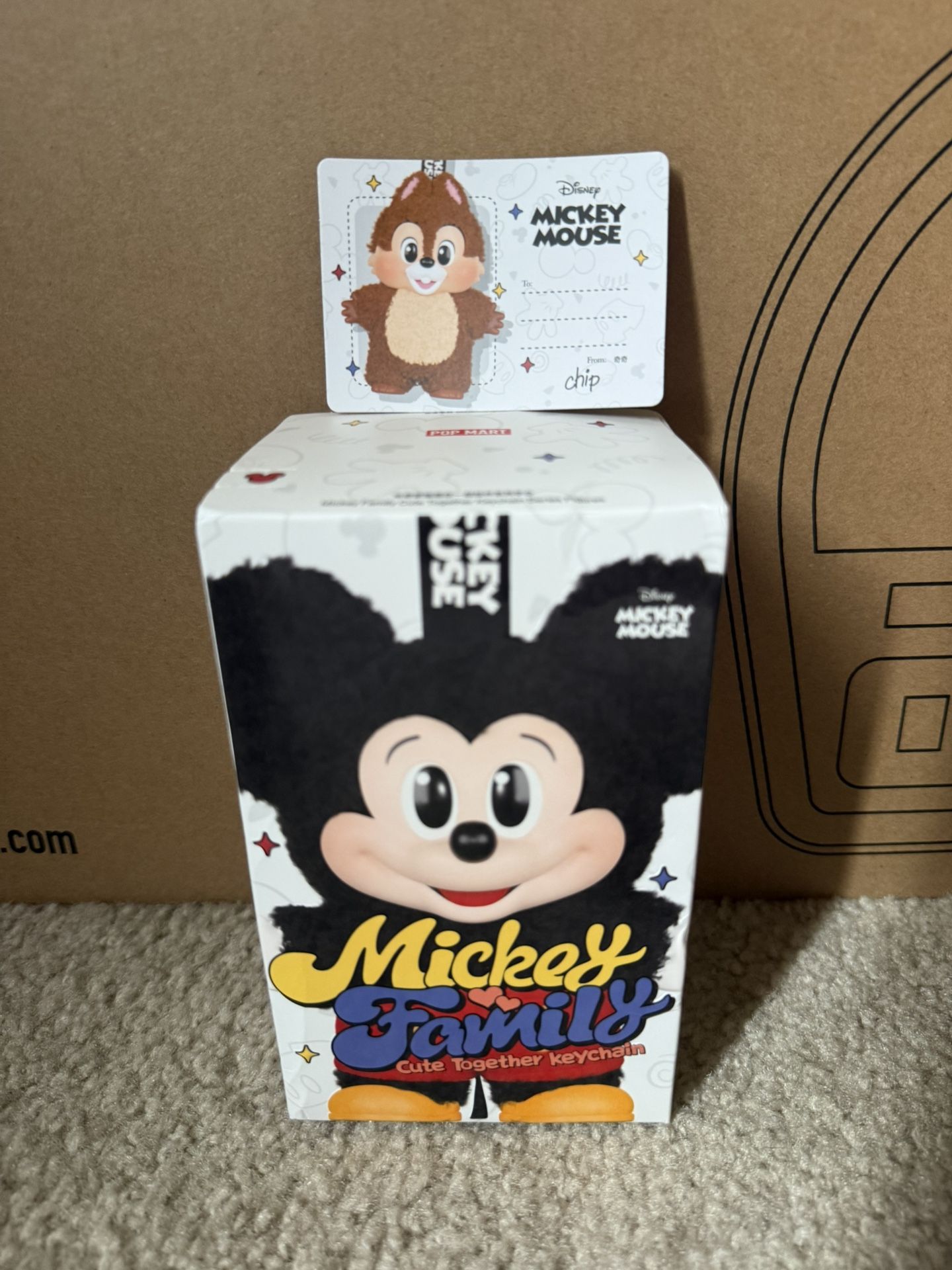 MICKEY & FAMILY PLUSHY KEYCHAINS