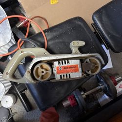 vintage black & decker 3”x24” belt sander no.u144