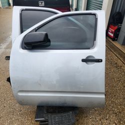 Nissan Frontier 2006 Doors