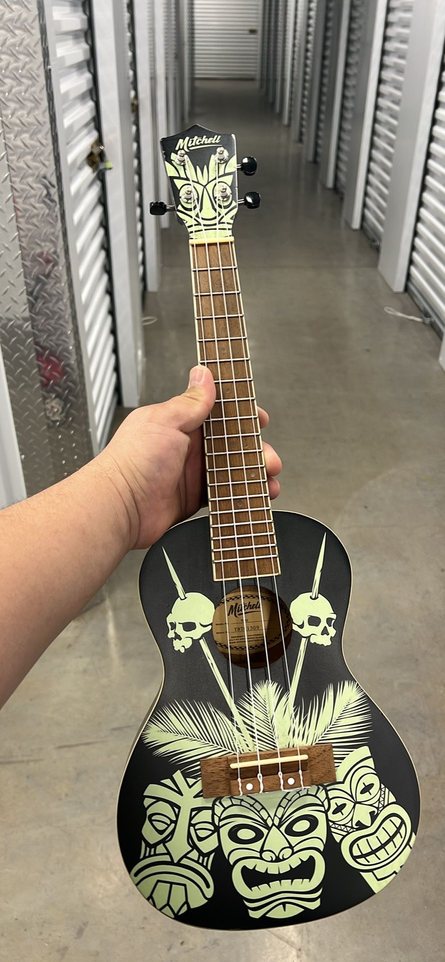 Glow. In Dark Ukulele Concert Player