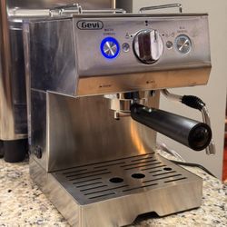 Stainless Steel Espresso Machine with Pro Steam Wand.
