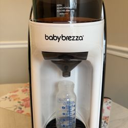 Baby Brezza Formula Pro Advanced Formula Dispenser Machine
