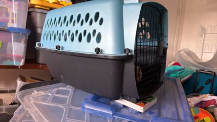 Small dog portable crate
