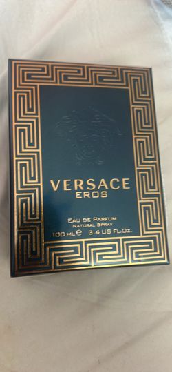Versace Eros Eau de Parfum Natural Spray, Regular Size 3.4 US fl oz