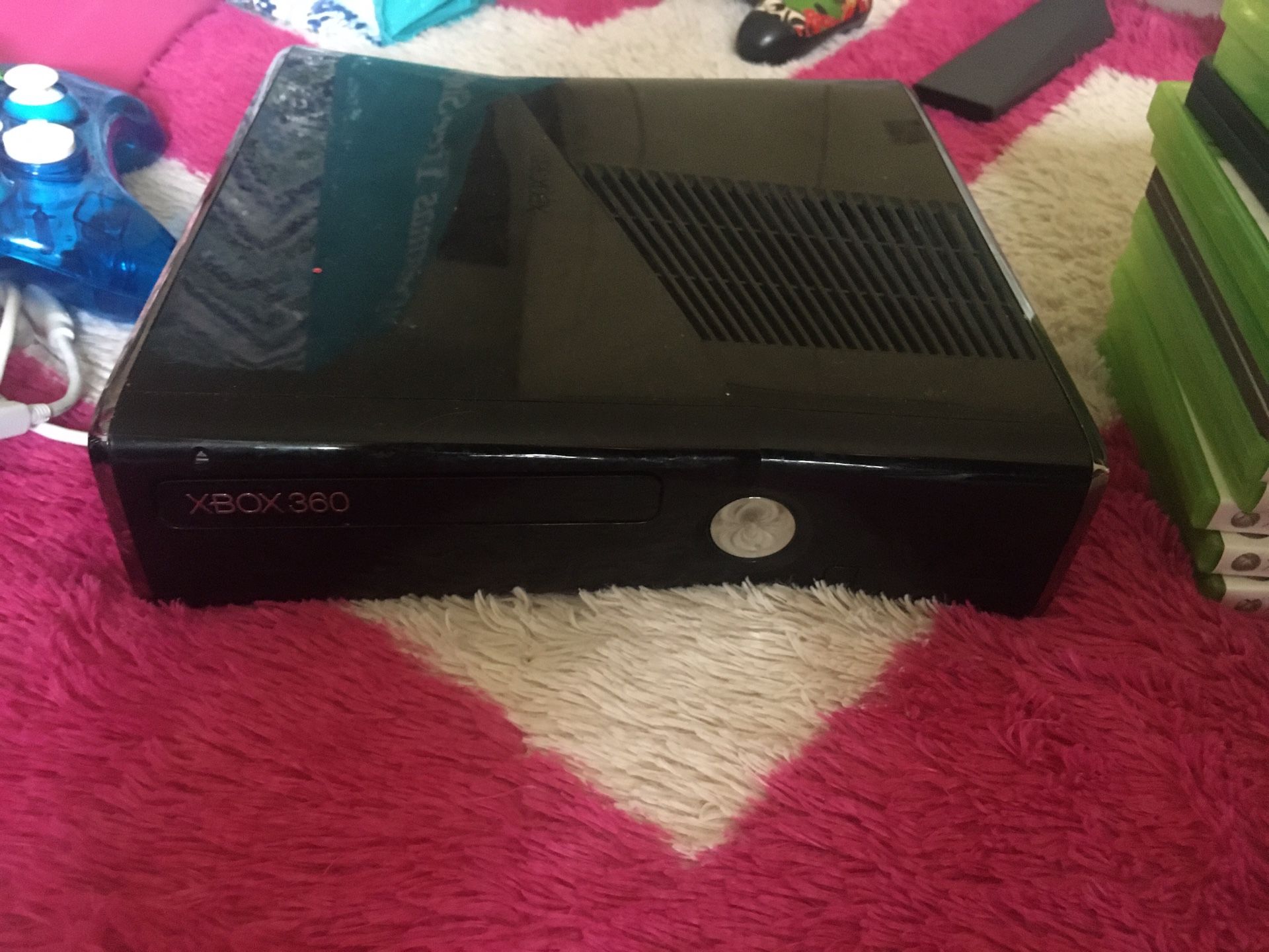 Xbox 360 w/games