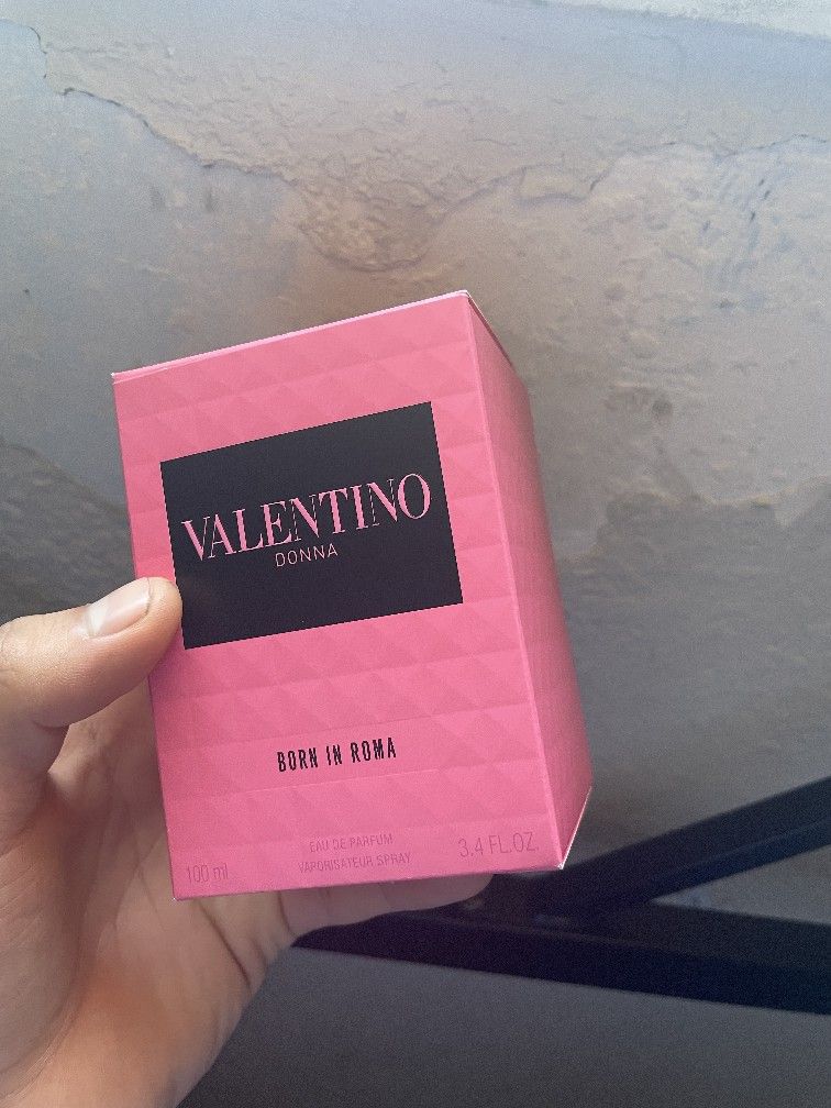 Valentino perfume