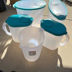 Sterilite And Rubbermaid Containers