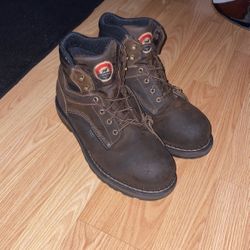 Mens Boots Size 11