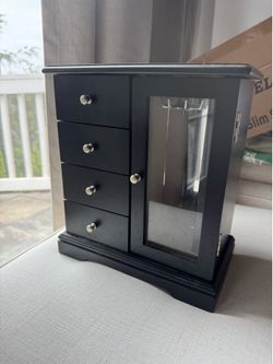 Black Wooden Jewelry Organizer