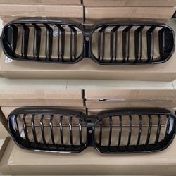 BMWG30 air intake grille 530 525