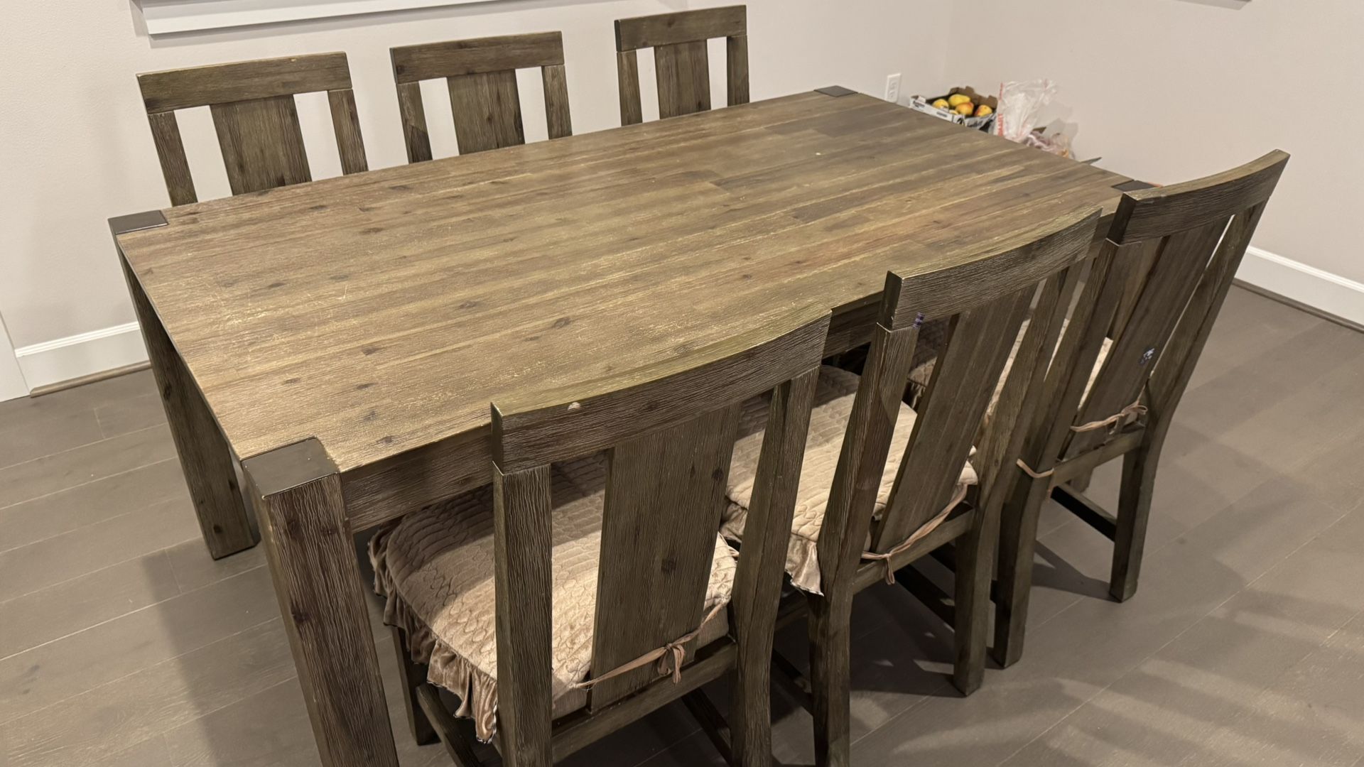 Macy 72” Canyon Dining Table Set With 6 Chairs 