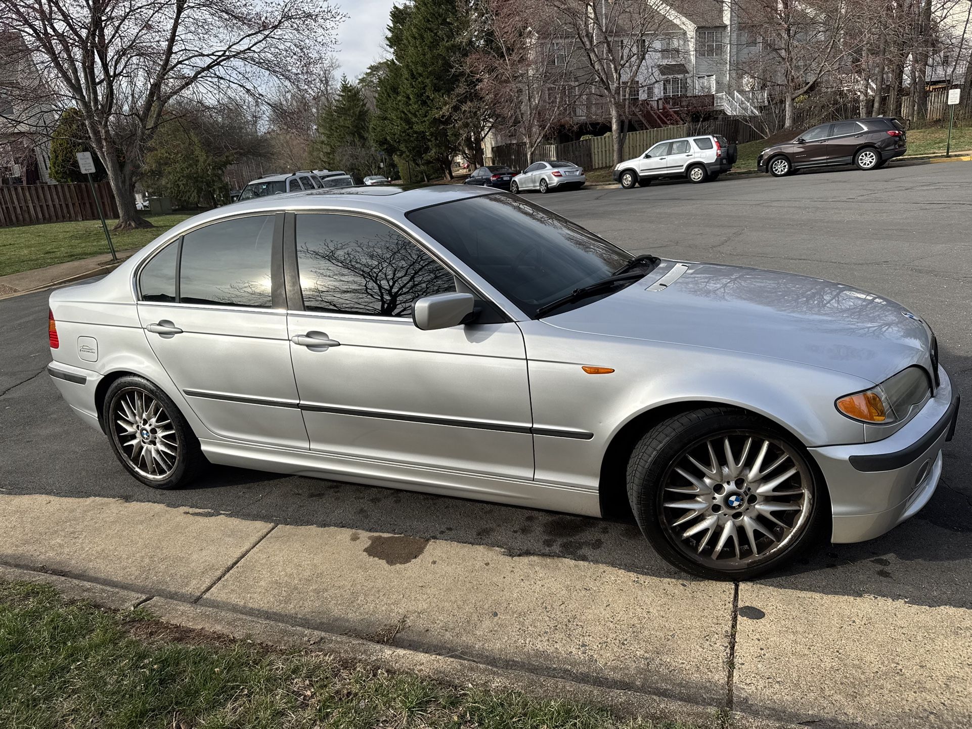 2003 BMW 330i
