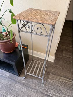 Decor Tall Table