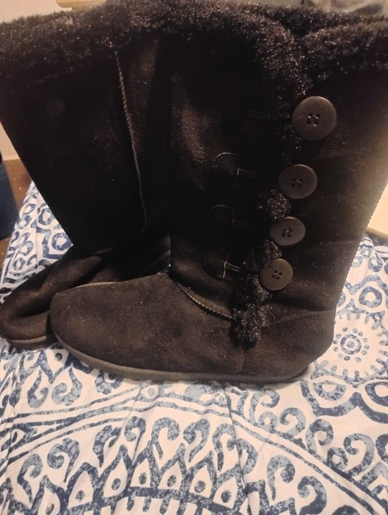 Women's Size 9 UGG Boots