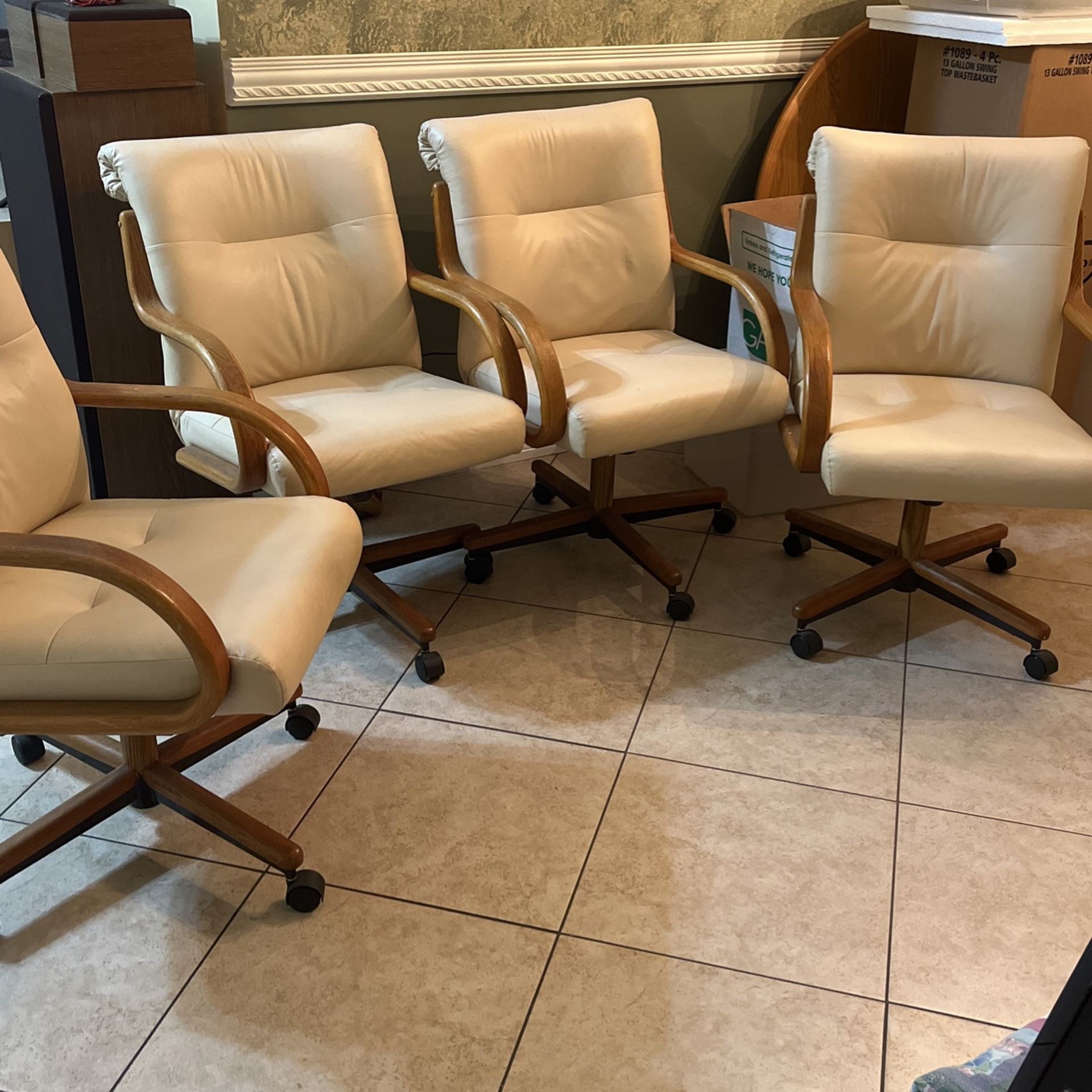 Used Dining Chairs With Weels