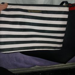 Oversized Victoria Secret Bag And Pouch 