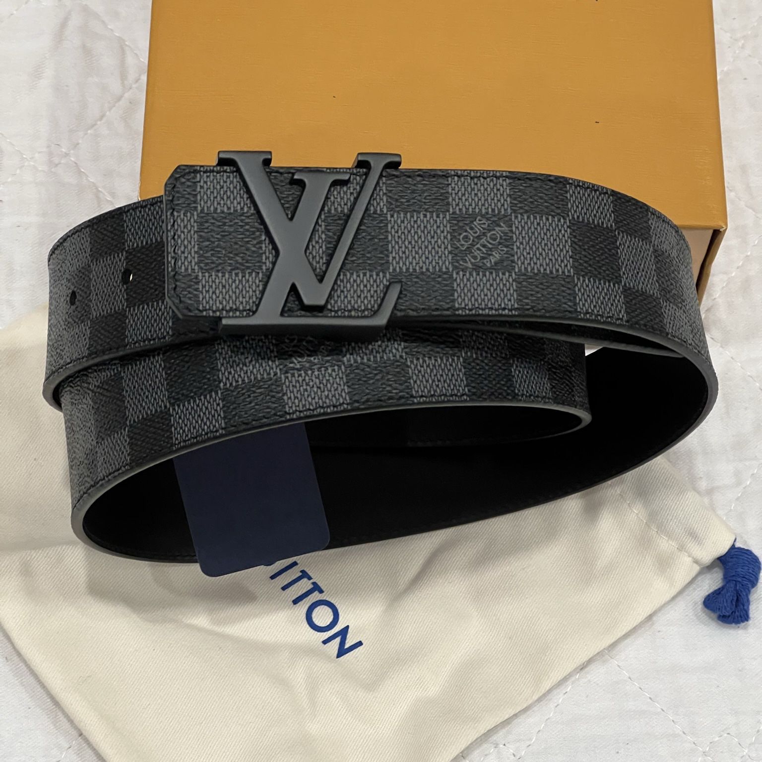 Louis Vuitton M9808 Damier Graphite Black/Grey, Men's Fashion