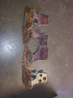 1967 Mercury cougar door hinges