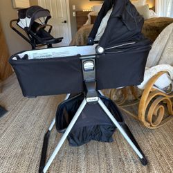 NUNA BASSINET & STROLLER 