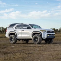 25-26 4Runner Wheels Tires Leveling Kits Lights Installations. (We Finance)