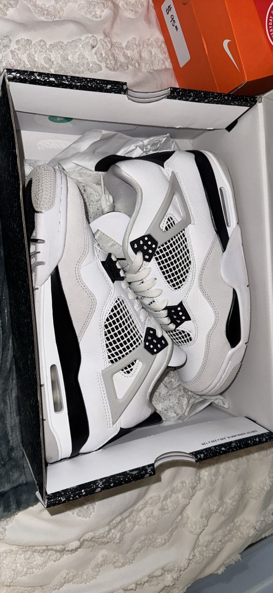 Jordan 4 Retro Military black