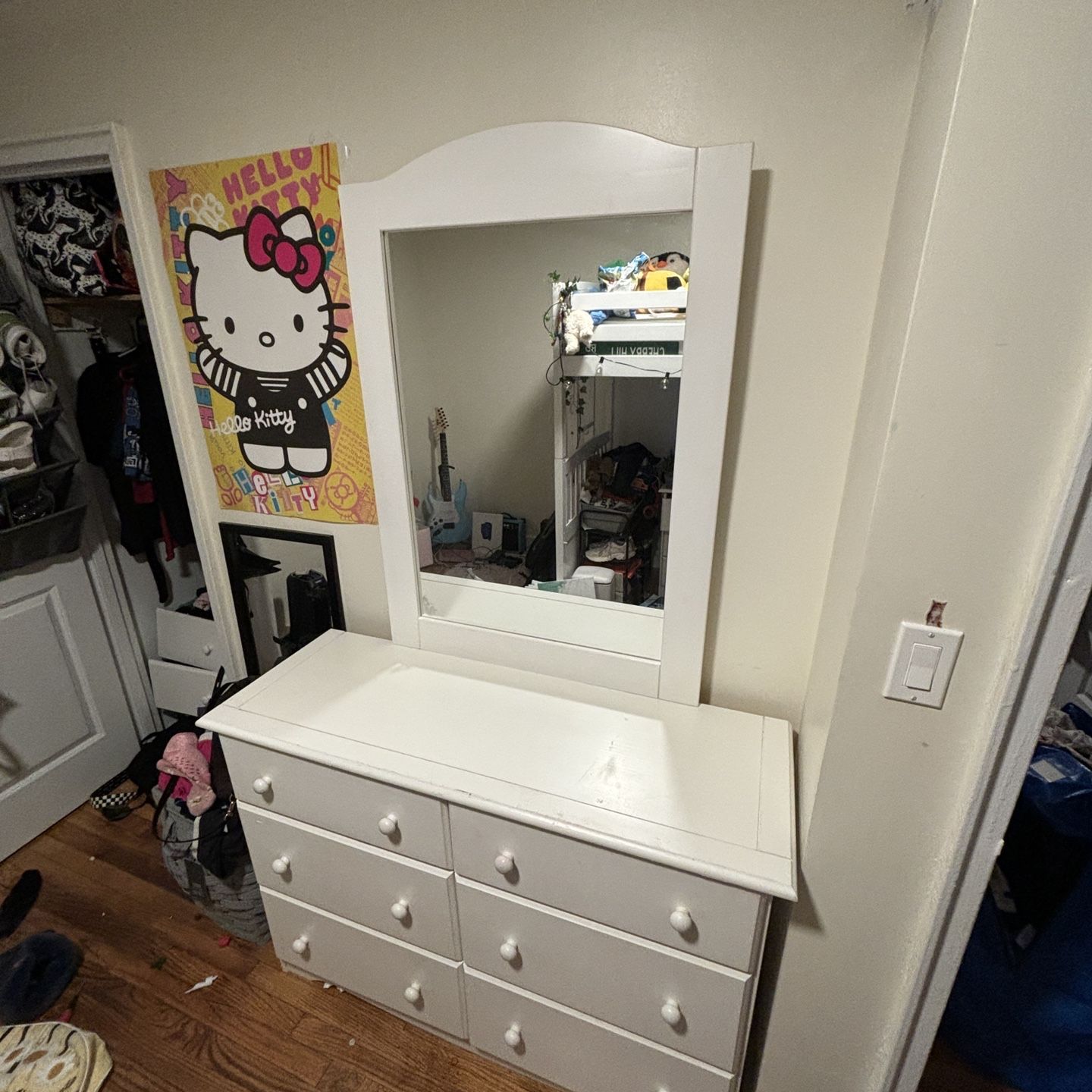 White Vanity Dresser