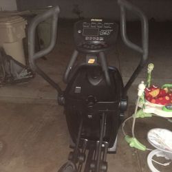 Free Octane Elliptical 