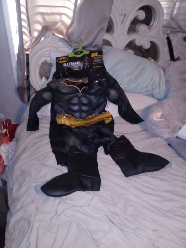 M Size Batman Complete Costume Shoes Gloves Cap E Safety Bell Complete Brand New Serious Buyers