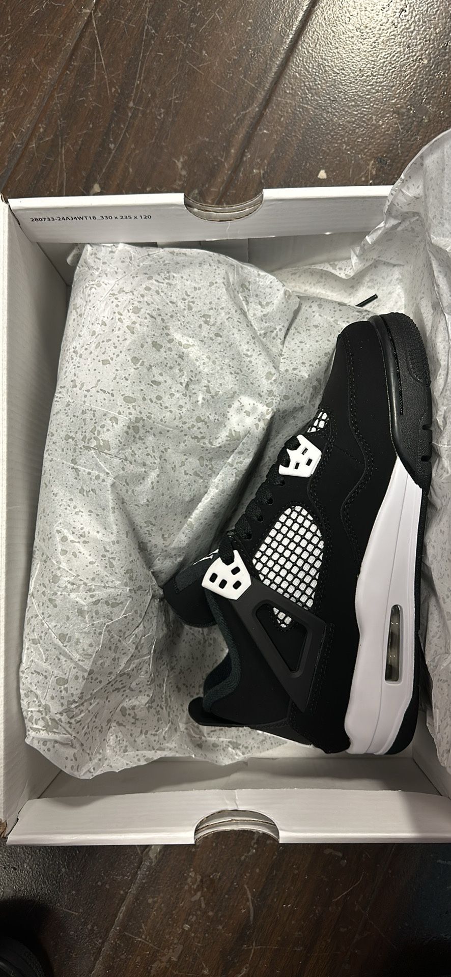 Air Jordan 4 Retro 'White Thunder'