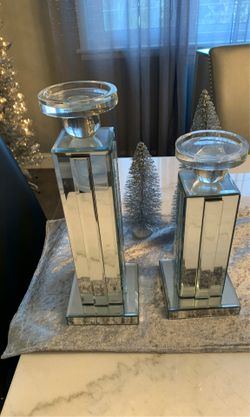 2 mirror candle holders