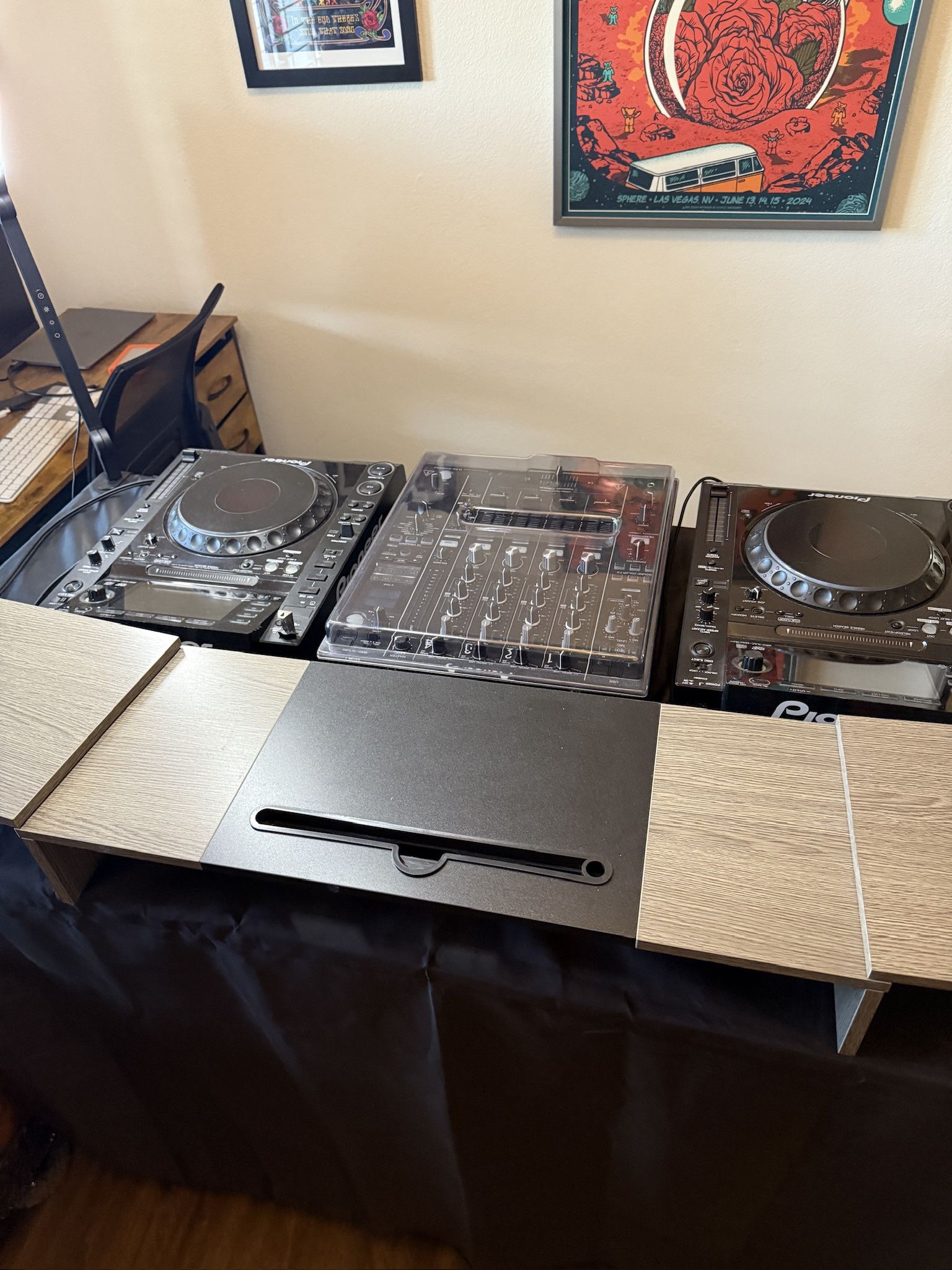 Pioneer DJ Setup with Amp, Speakers and Stand