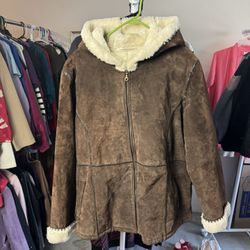 Women’s Large Leather Coat $5!!!!