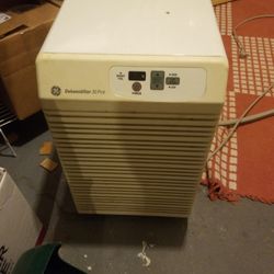 Dehumidifier 