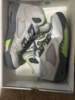AIR JORDAN 5 RETRO SIZE 10.5