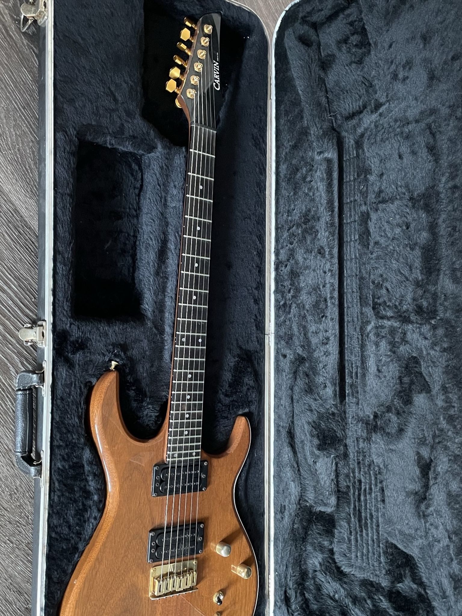 Carvin DC 127 