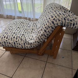Futon Chair/Bed 
