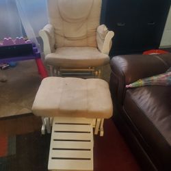 Rocking Chair With Slider