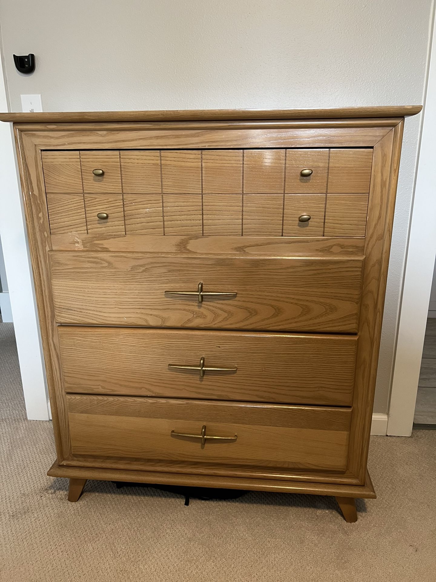 LA Period Furniture Mid-Century Modern 4-Drawer Dresser