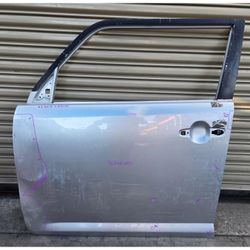 2008-2015 SCION XB LEFT SIDE FRONT DOOR OEM USED